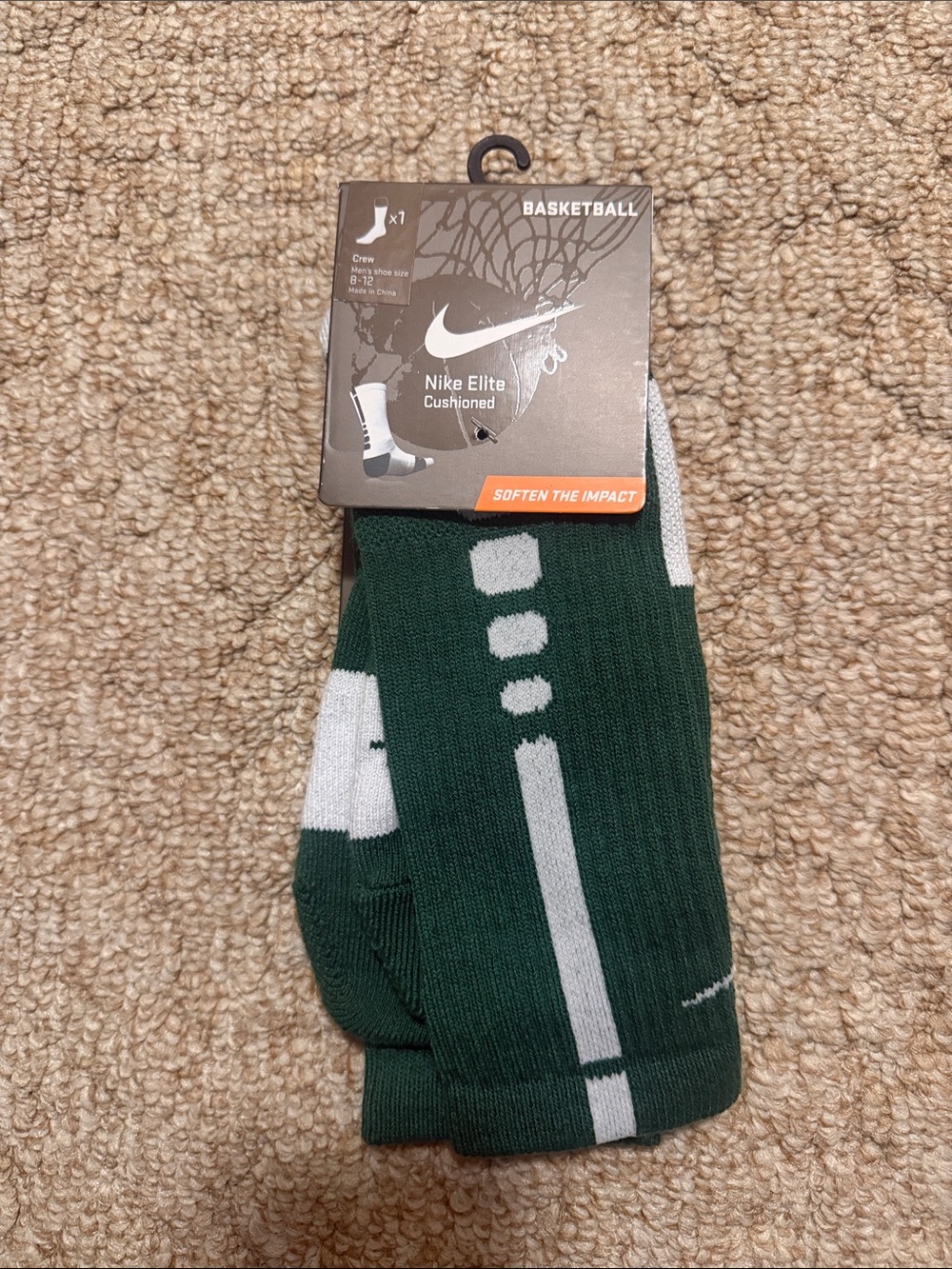 Nike Cushioned Crew Athletic Socks - Forest Green & White